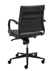 RM-Line Designstoel 600 - Zwart Kunstleder bekleding - Lage rug