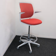 Steelcase Cobi Chair - Baliestoel - Rood/Wit - ZGAN