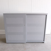 Voortman Akoestische Schuifdeurkast - Grijs - 160x50x122cm (BxDxH) Geen sleutel