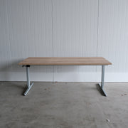 Slinger zit-zit bureau - 160x80cm - H63-88cm - Grijs onderstel - Nieuw natuur eiken blad - BR68
