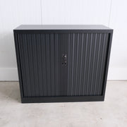 Roldeurkast - Zwart - 120x45x105cm (BxDxH) - Sleutels aanwezig - RD115
