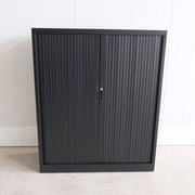 Roldeurkast - Zwart - 120x45x145cm (BxDxH) - Sleutels aanwezig - RD116