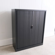 Roldeurkast - Zwart - 120x45x145cm (BxDxH) - Sleutels aanwezig - RD116
