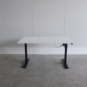 Showroommodel - Elektrisch zit-sta bureau - 140x80cm - H73-126cm - Zwart onderstel - Wit blad - BR80