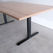 Restpartij - Vergadertafel - 200x100cm - Havanna blad - Zwart onderstel - Inbus instelbaar