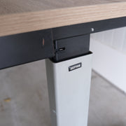 Zettoe Slinger zit-zit bureau - 160x80cm - H62-82cm - Grijs onderstel - Nieuw Midden Eiken blad - BR82