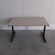 Ahrend Knop instelbaar bureau T-poot - 120x80cm - H63-78cm - Zwart onderstel - Eiken blad - BR89