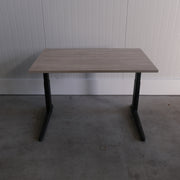 Ahrend Knop instelbaar bureau C-poot - 120x80cm - H62-80cm - Zwart onderstel - Eiken blad - BR90