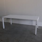 Slinger zit-zit bureau - 180x80cm - H67-95cm - Wit onderstel - Wit blad - BR91
