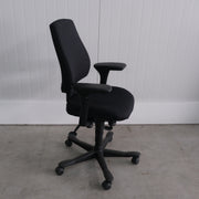 Kinnarps 6000 Free Float bureaustoel - Zwart gestoffeerd