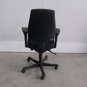 Kinnarps 6000 Free Float bureaustoel - Zwart gestoffeerd