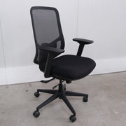 Bureaustoel - Zwart - Netweave rug - Zwart onderstel restpartij NIEUW