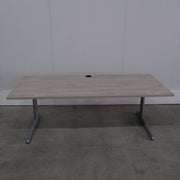 Ahrend 500 Knop instelbaar bureau - 180x80cm - H63-91cm -  Eiken blad - Aluminium onderstel - BR102