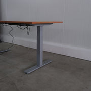 Mibra elektrisch zit-sta bureau - 180x98/80cm - H65-130cm - Kersen - Grijs onderstel - BR105