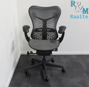 Herman Miller Mirra type 1 Bureaustoel - Zwart