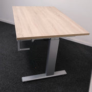 Actiforce - Slinger zit-sta bureau - 120x80 cm - Nieuw blad - Grijs onderstel - R&M Kantoor- en Designmeubilair