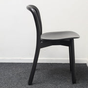 Dum Design - Houten stoel - Zwart - Open rug - R&M Kantoor- en Designmeubilair