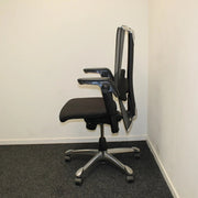 HAG H09 Bureaustoel - Mesh - Zwart - Chroom - R&M Kantoor- en Designmeubilair