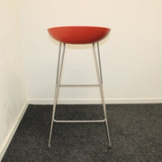 Hay About a Stool - Design Kruk - Rood - R&M Kantoor- en Designmeubilair