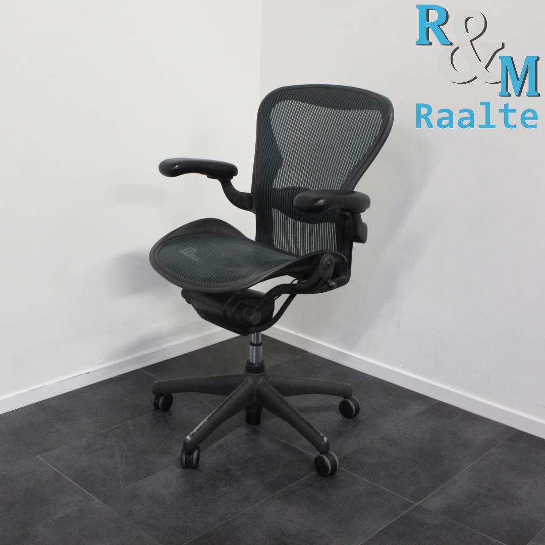 Herman Miller Aeron Type B - Bureaustoel - Graphite - R&M Kantoor- En ...