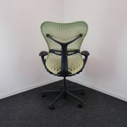 Herman Miller Mirra type 1 - Bureaustoel - Groen - R&M Kantoor- en Designmeubilair