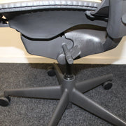 Herman Miller Mirra type 1 - Bureaustoel - Groen - Netweave - R&M Kantoor- en Designmeubilair