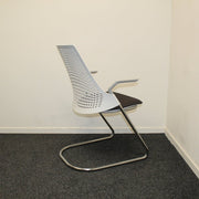 Herman Miller Sayl - Vergaderstoel - R&M Kantoor- en Designmeubilair