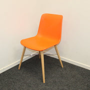 Laurel Chair - Shell on a Beach - Design stoel - Oranje - R&M Kantoor- en Designmeubilair