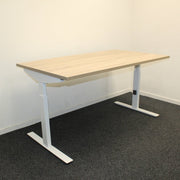 RM-Line - Knop Instelbaar bureau - Wit frame - H61-82cm - R&M Kantoor- en Designmeubilair