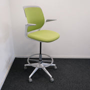 Steelcase Cobi Chair - Baliestoel - Groen/Wit - ZGAN - R&M Kantoor- en Designmeubilair