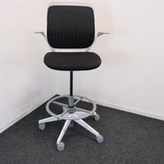 Steelcase Cobi Chair - Baliestoel - Zwart/Wit - ZGAN - R&M Kantoor- en Designmeubilair