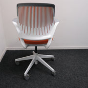 Steelcase Cobi Chair - Vergaderstoel - Oranje - R&M Kantoor - en Designmeubilair