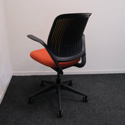 Steelcase Cobi Chair - Vergaderstoel - Oranje/Geel - ZGAN - R&M Kantoor- en Designmeubilair