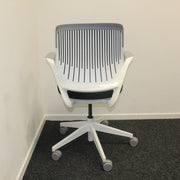 Steelcase Cobi Chair - Vergaderstoel - Zwart/Grijs/Wit - R&M Kantoor- en Designmeubilair