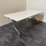 Vitra Ad Hoc - Slingerbureau zit-zit - 180x80cm - H62-82cm - R&M Kantoor- en Designmeubilair